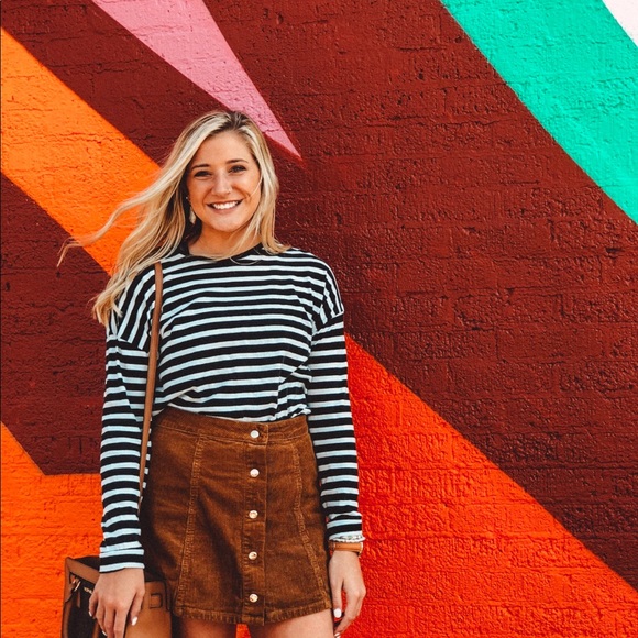 Meet your Posher, Hanah - Picture 1 of 1